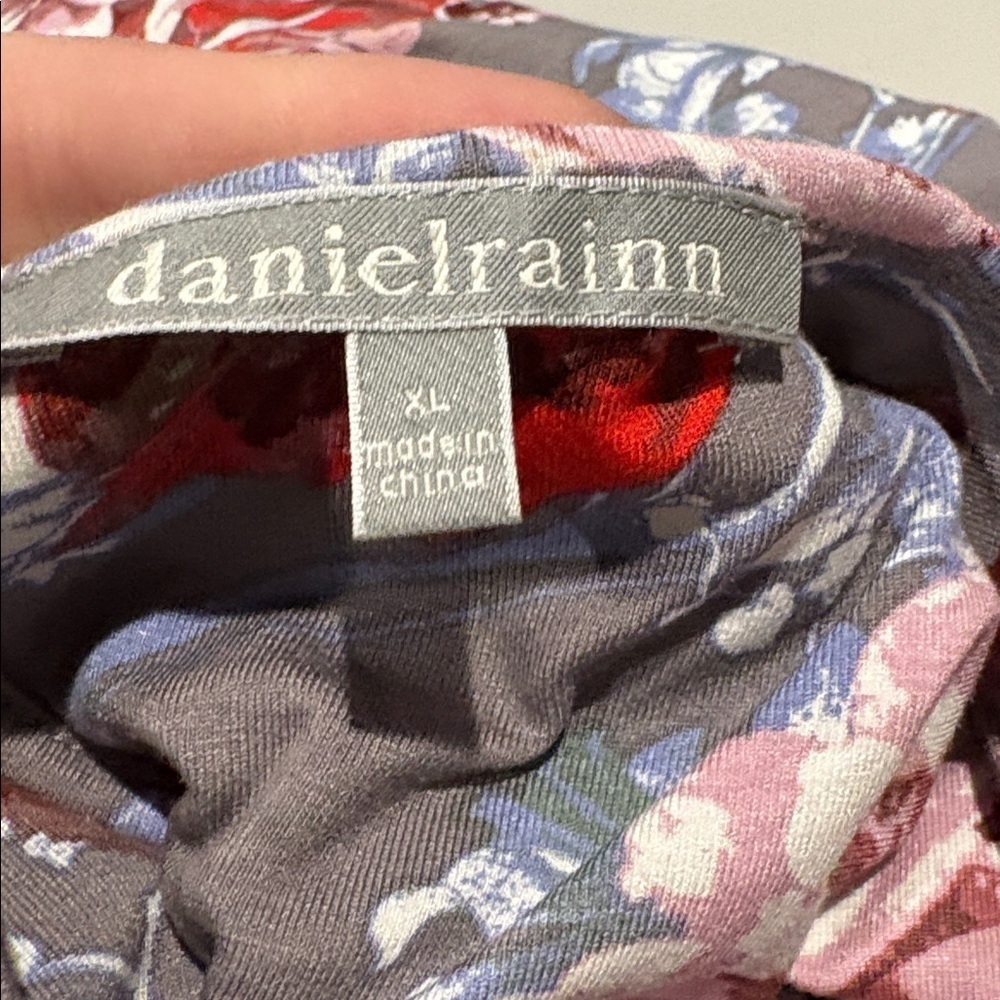 Daniel Rainn - Branwen Pleated Knit Top. Blouse. Shirt. Size XL. Grey floral - Picture 12 of 16